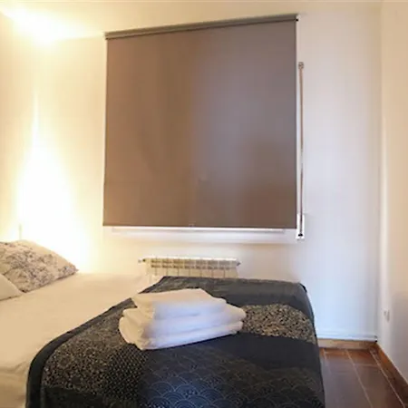 Wonderful 2 Bedroom In Apartment Sitges